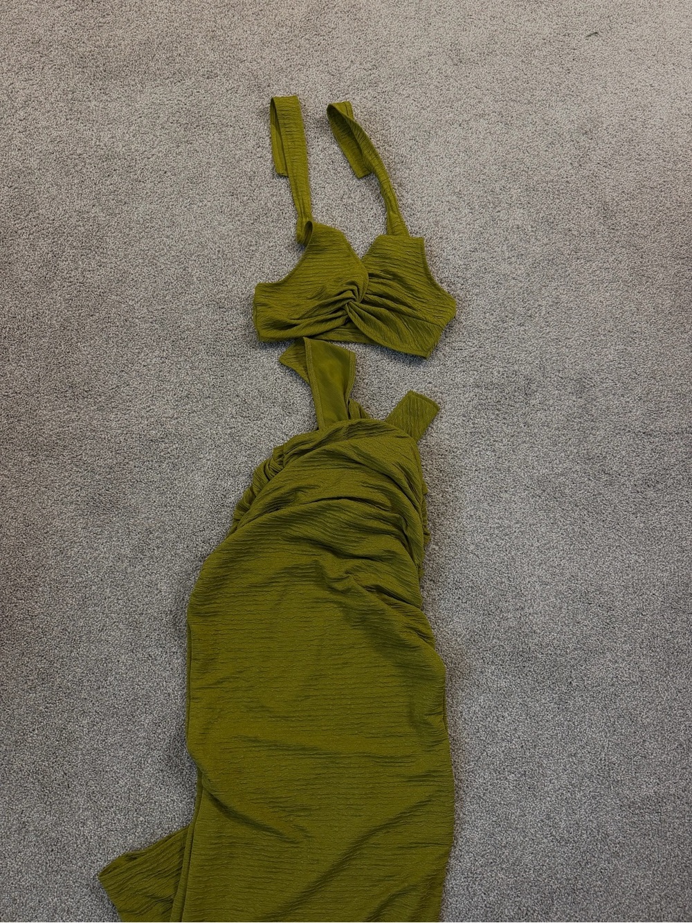 Olive Green Tie-Waist Maxi Skirt and crop top set - Picture 4 of 5